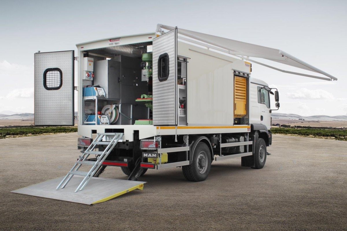 Передвижная автомобильная ремонтная мастерская ГАЗ 3010 1с