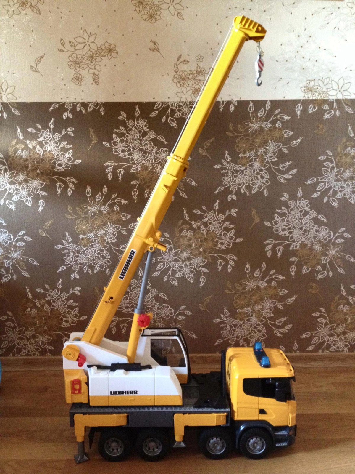 Bruder Scania автокран 03-570