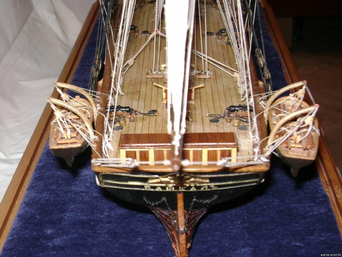 Парусник Байкал модель