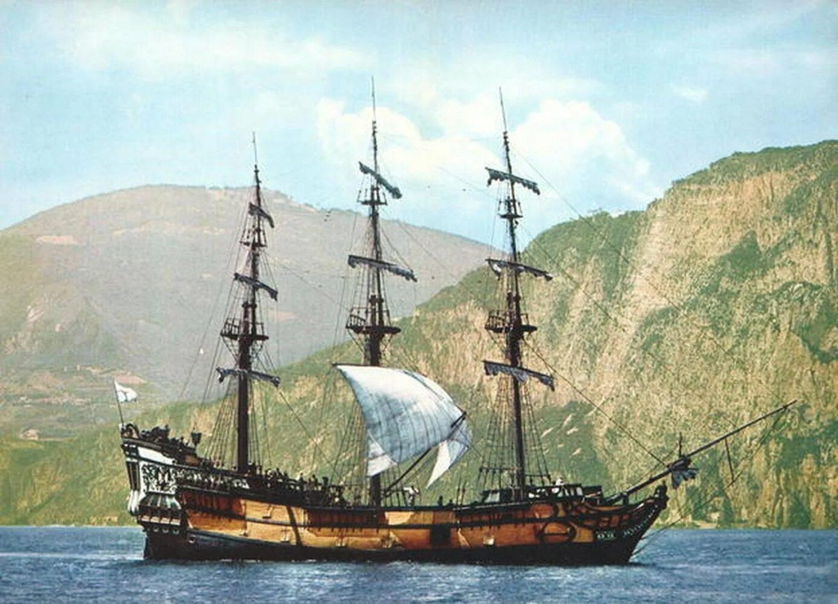 Шхуна Испаньола остров сокровищ