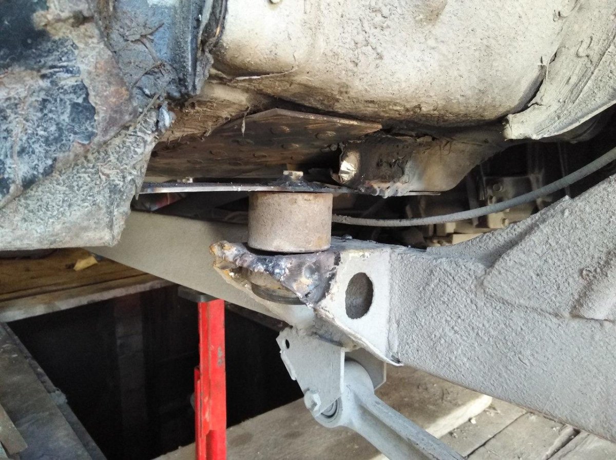 Крепление кузова к раме Сузуки Витара