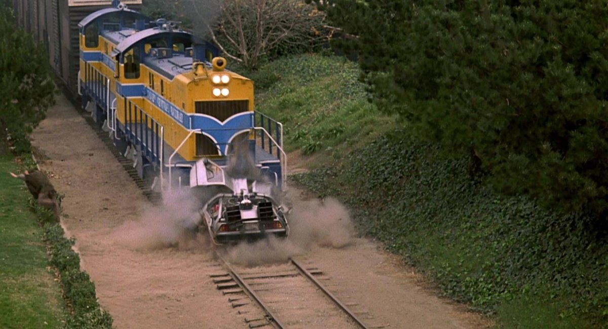 Назад в будущее 3 Делориан на рельсах