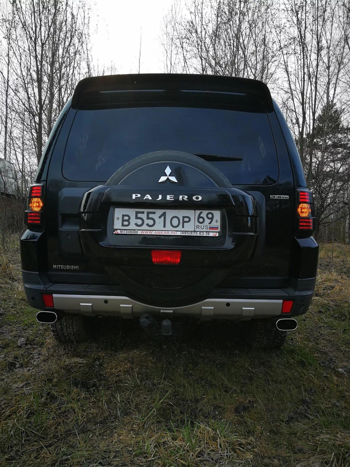 Митсубиси Паджеро 4