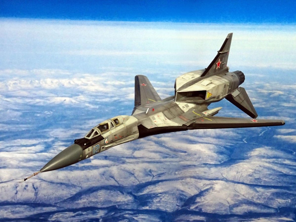 Истребитель-перехватчик миг-41