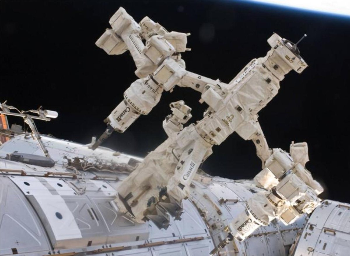 Робот Декстер