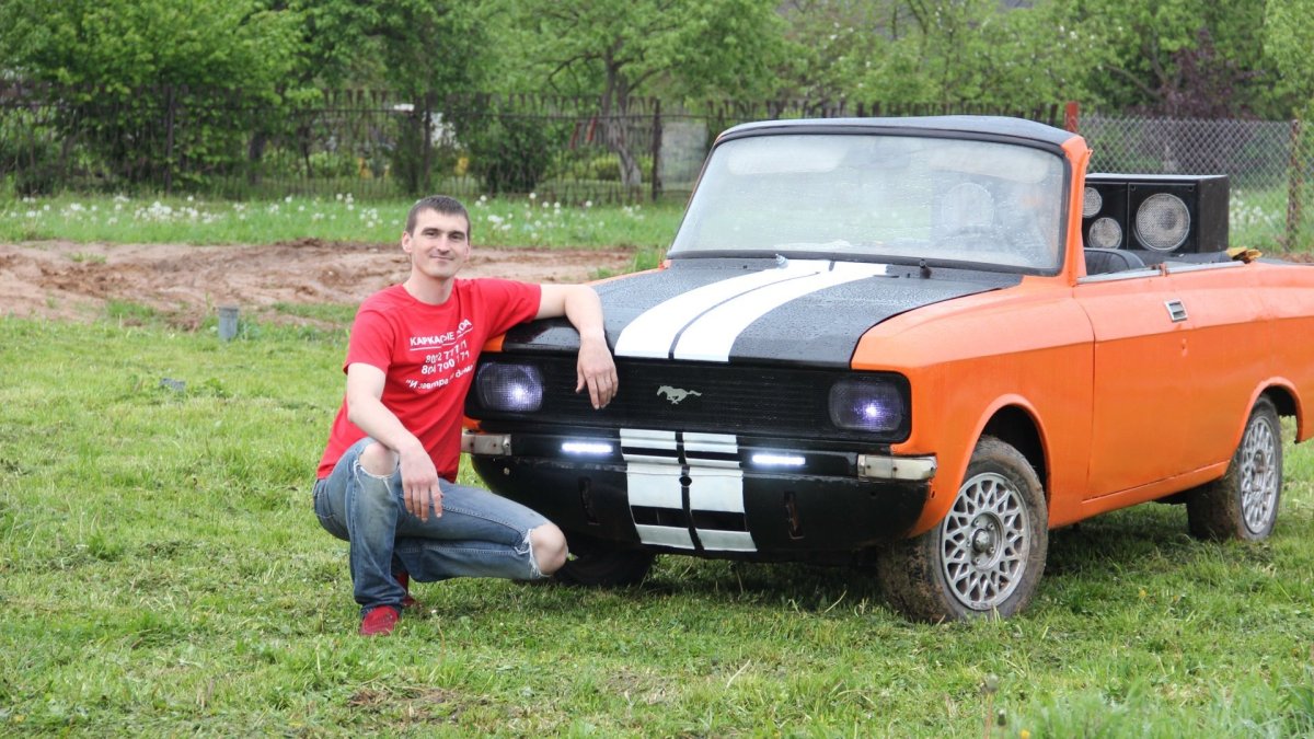 Из москвича 2140 Форд Мустанг