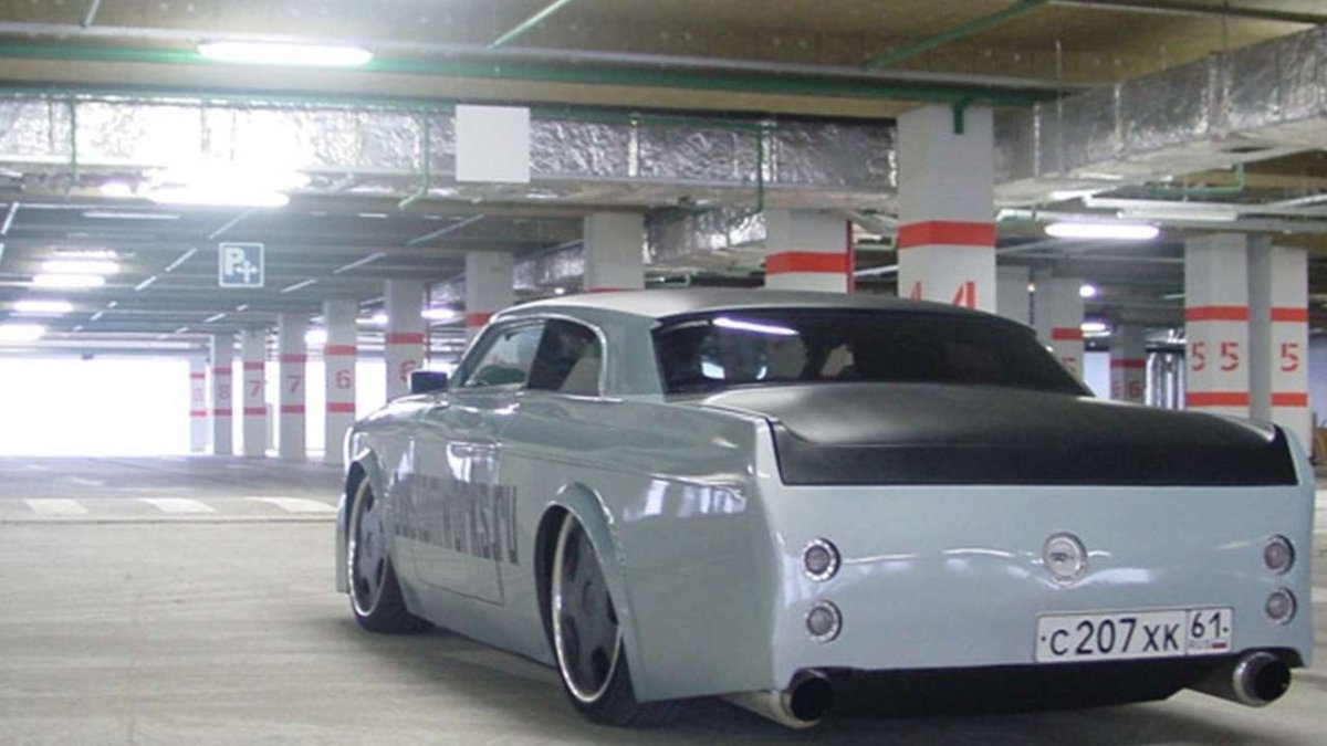 Москвич 2141 под Мустанг