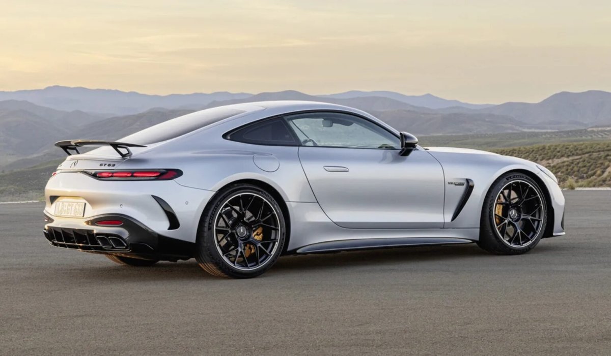 Mercedes-AMG gt2