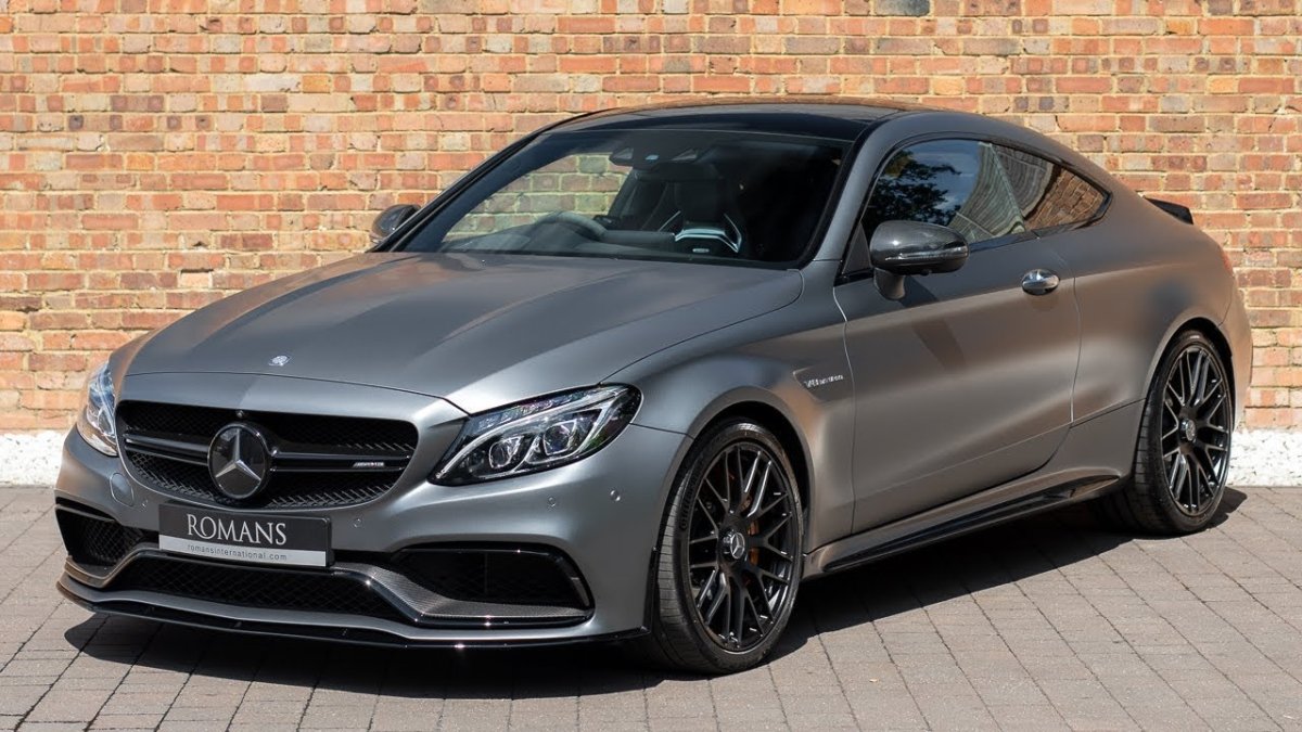 Мерседес Бенц c63s AMG