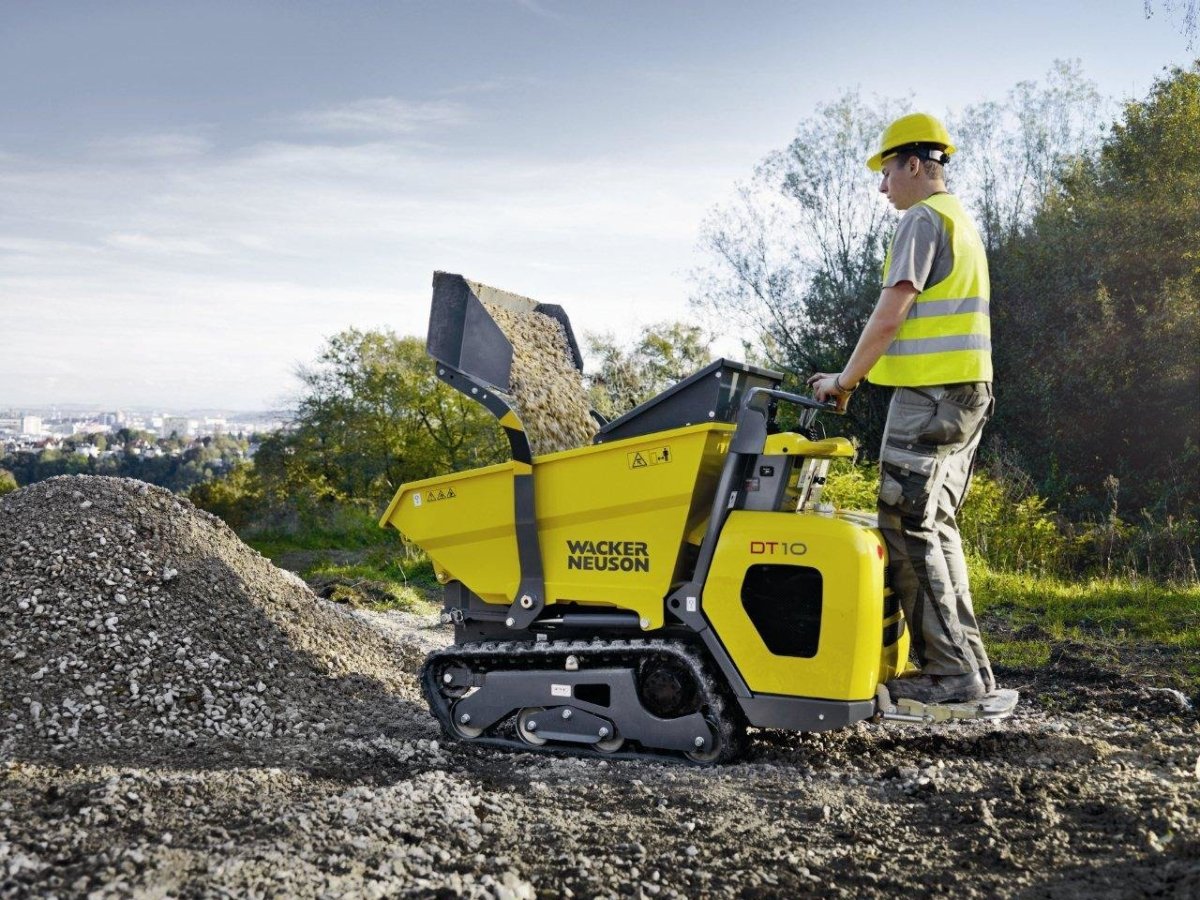 Вакер Нейсон