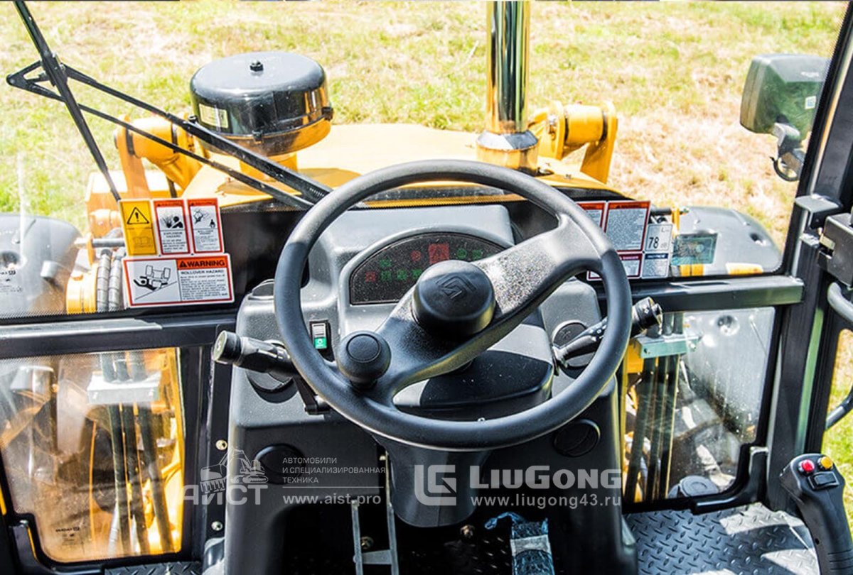 Экскаватор-погрузчик Liugong clg777a