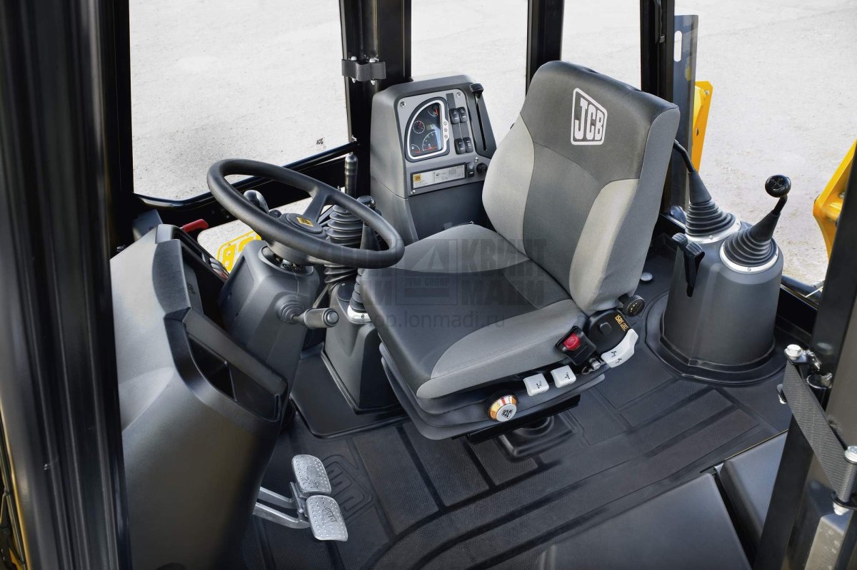JCB 4cx кабина