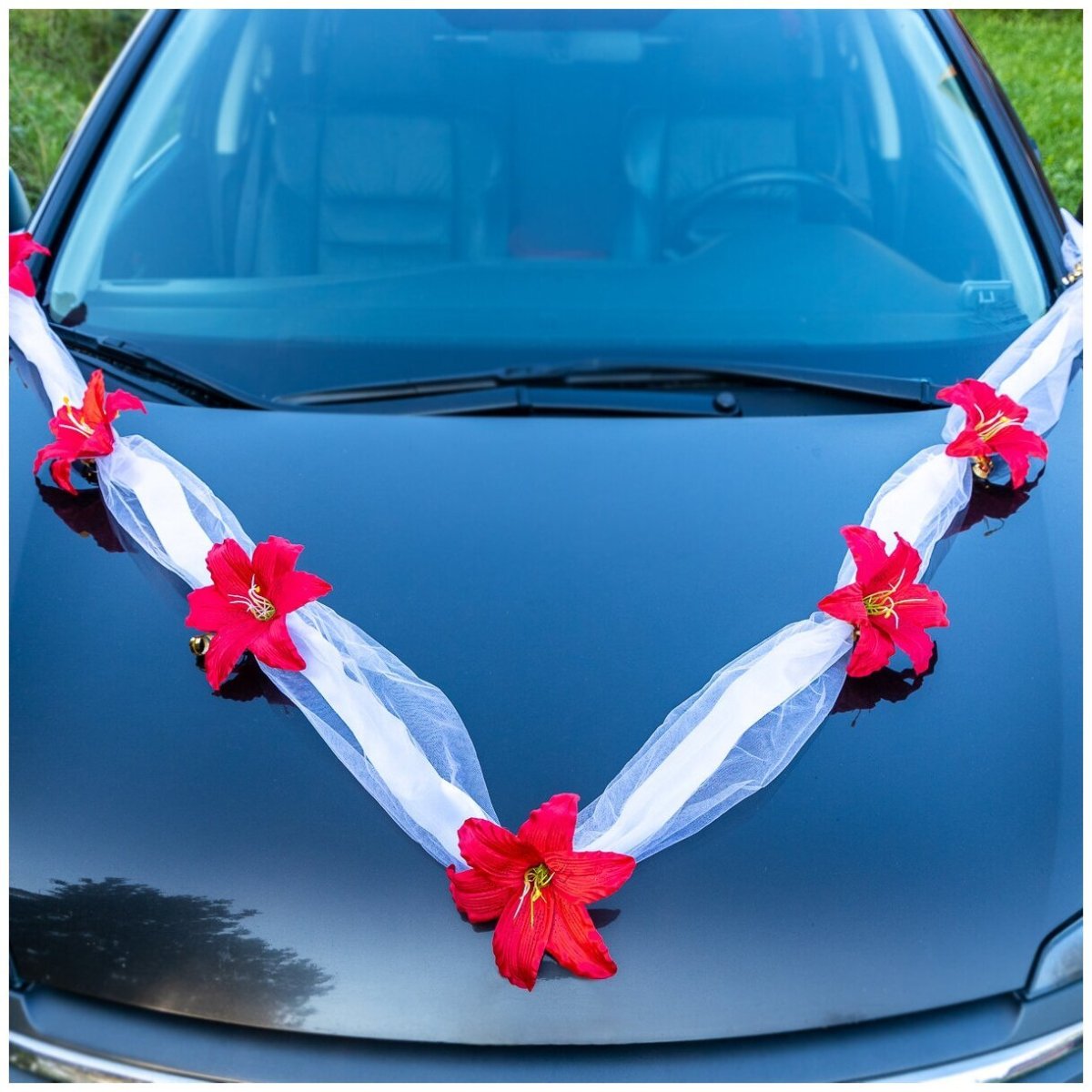 Украшение на капот машины