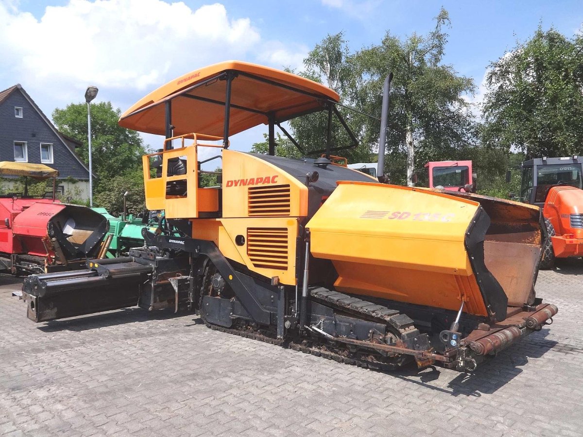 Dynapac Demag df135c асфальтоукладчик