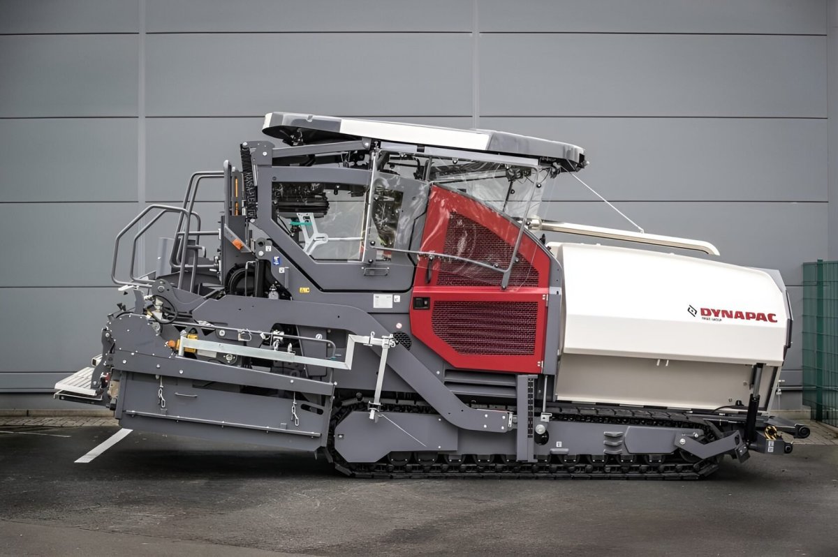 Гусеничный асфальтоукладчик sd2500c