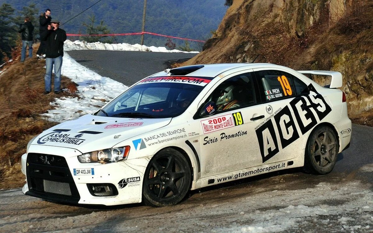 Mitsubishi EVO 10 Rally