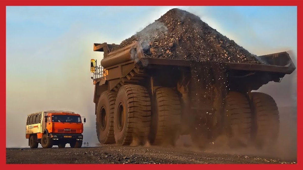 Карьерный грузовик БЕЛАЗ 75710.