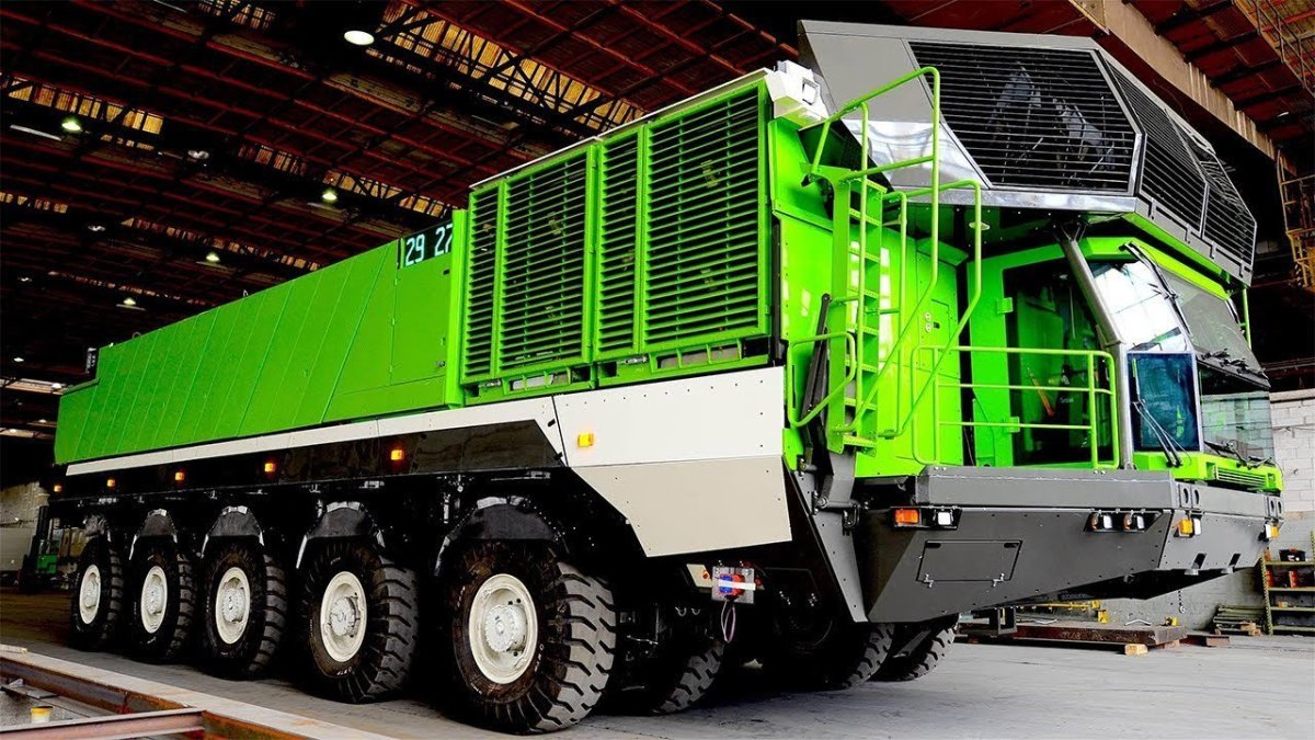 ETF MT-240 самый большой карьерный самосвал