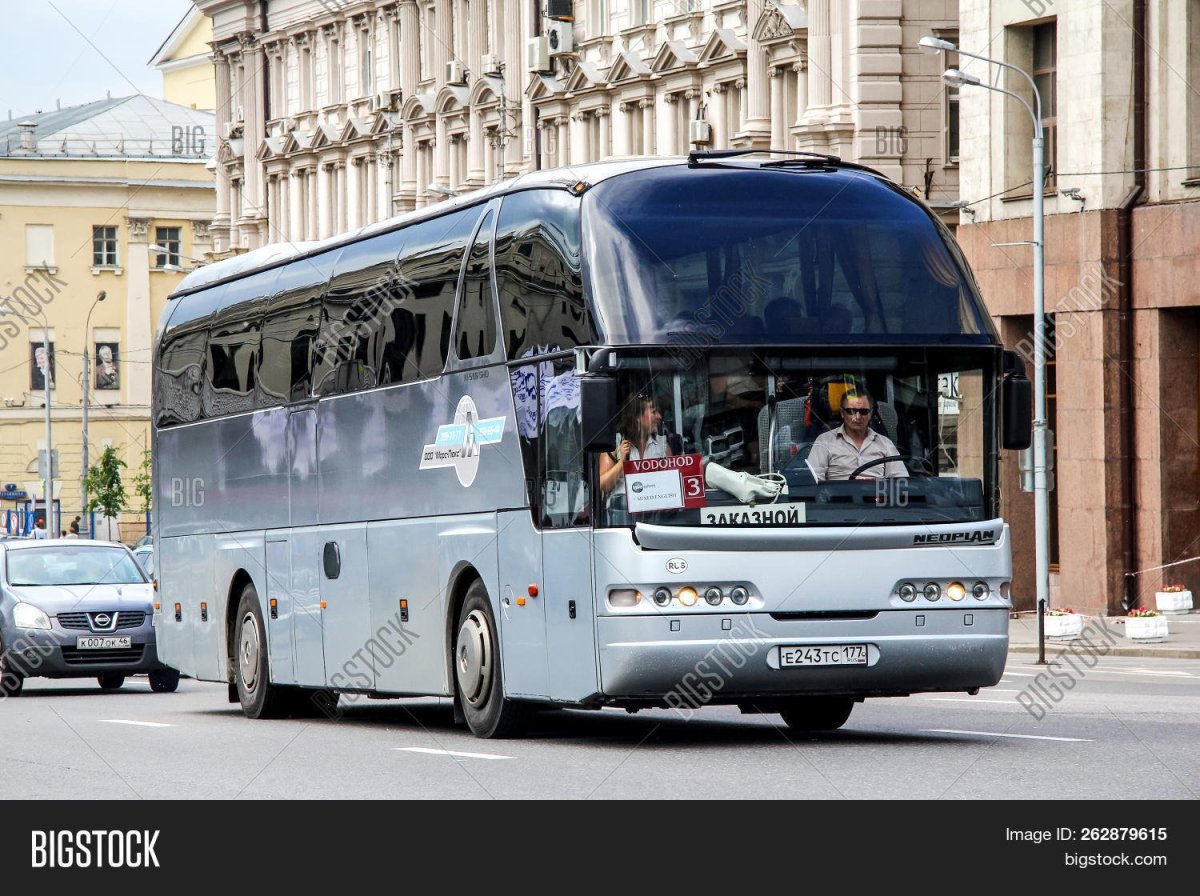 Автобус Неоплан 516