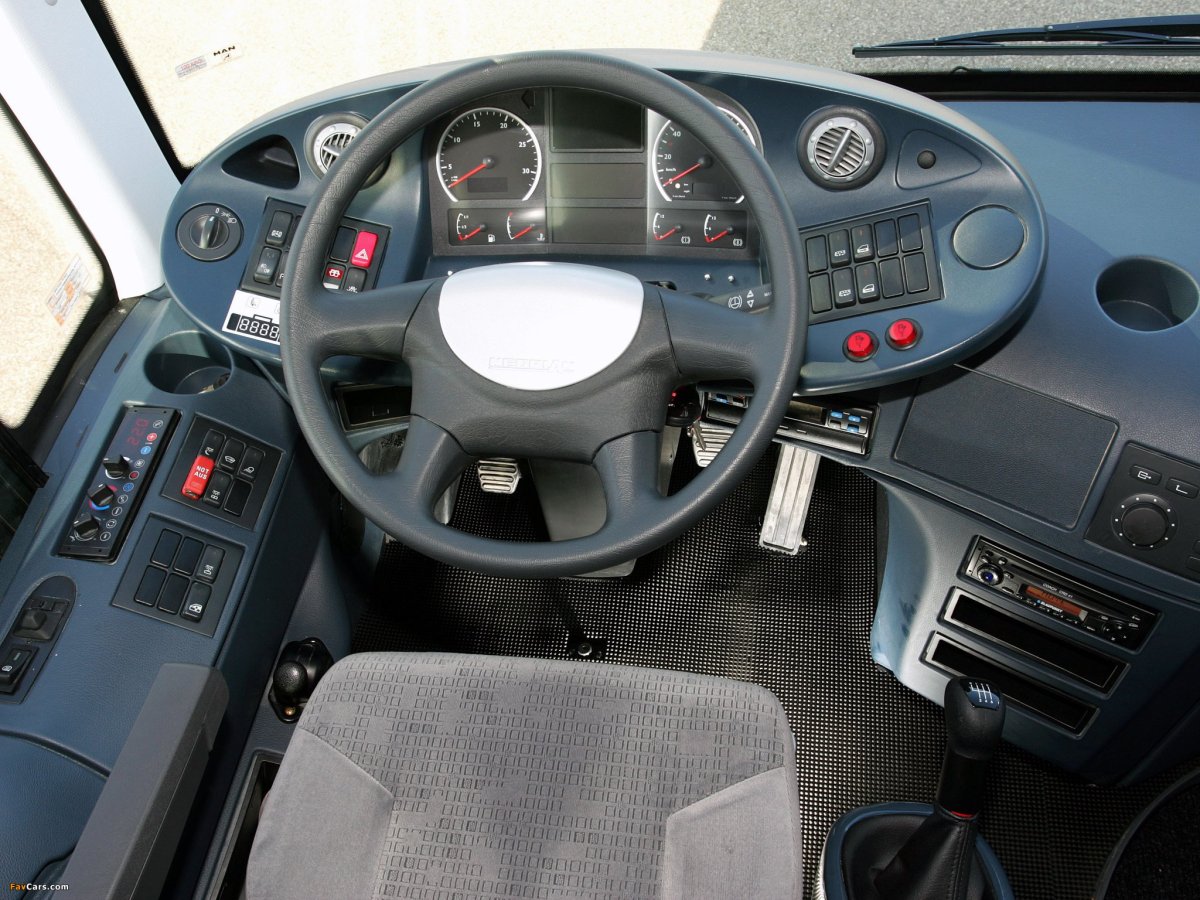 Панель Неоплан