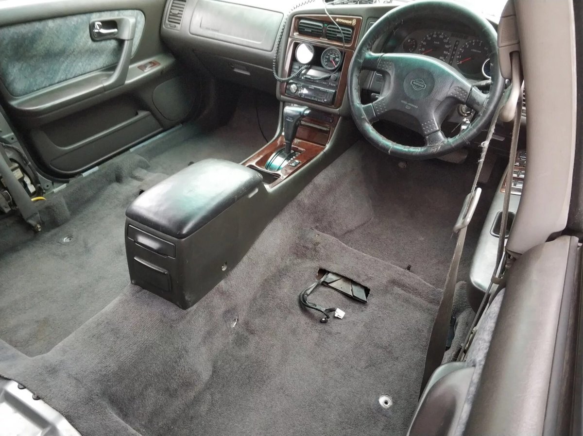 Nissan Stagea wc34 салон