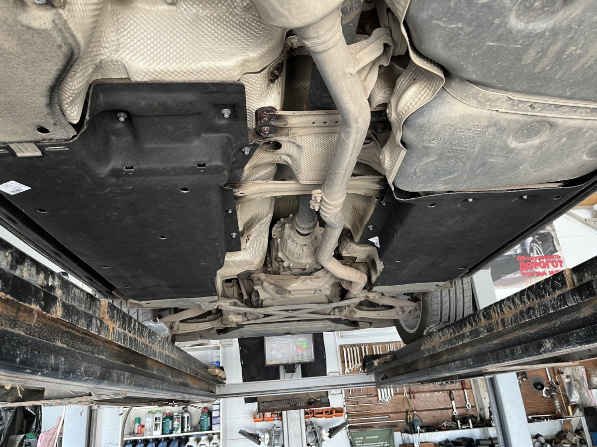 Днище Ауди ку5