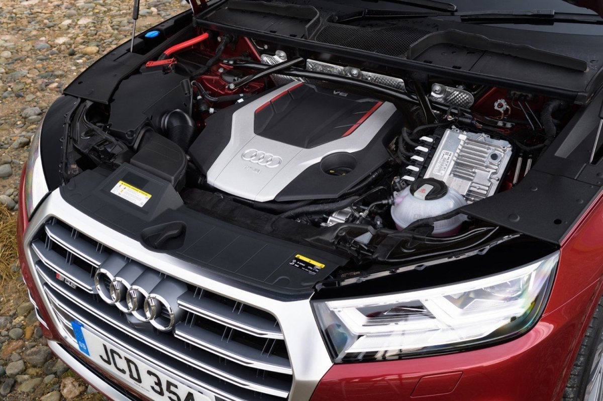 Под капотом Audi q5 2018
