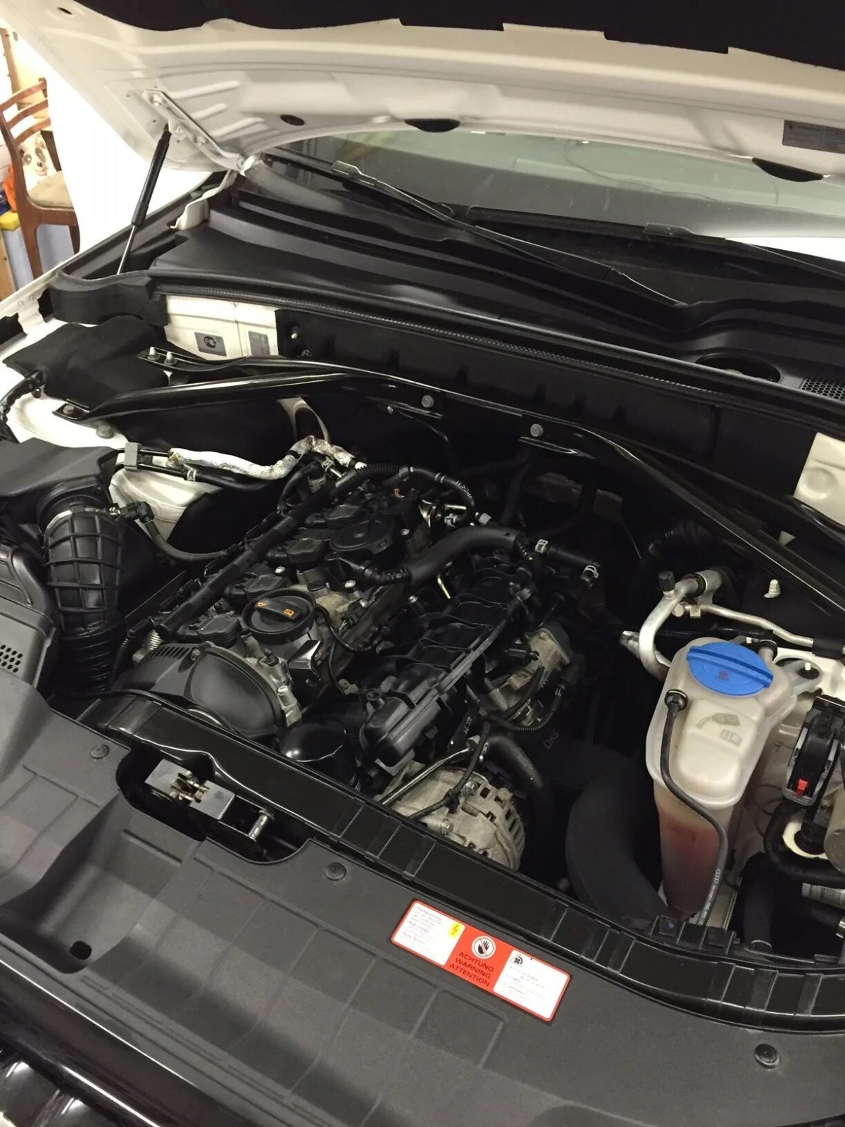 Audi q7 подкапотка