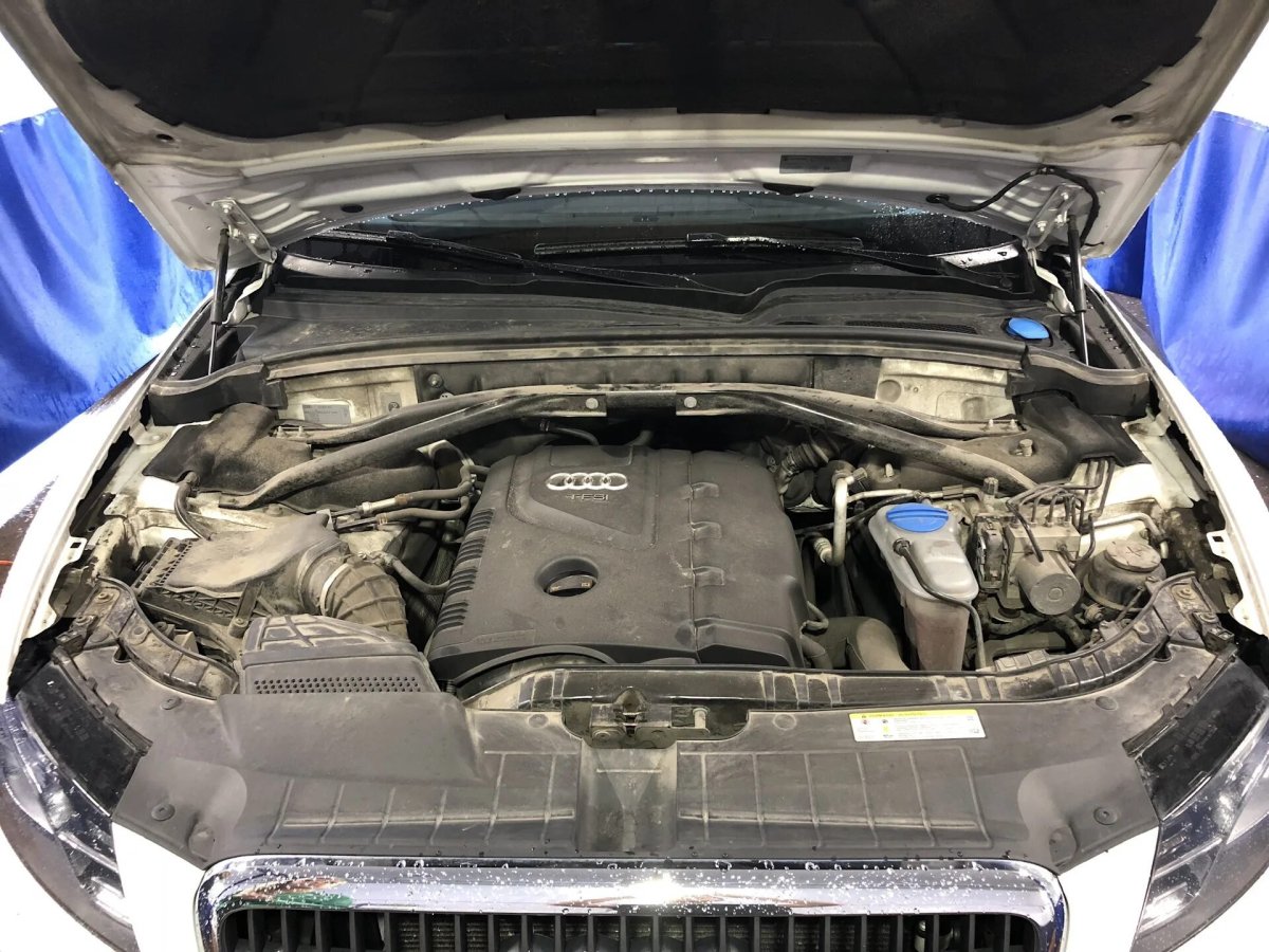 Подкапотное пространство Ауди q5