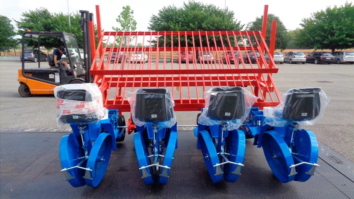 Рассадопосадочная машина пятирядная модель "f Max 5"