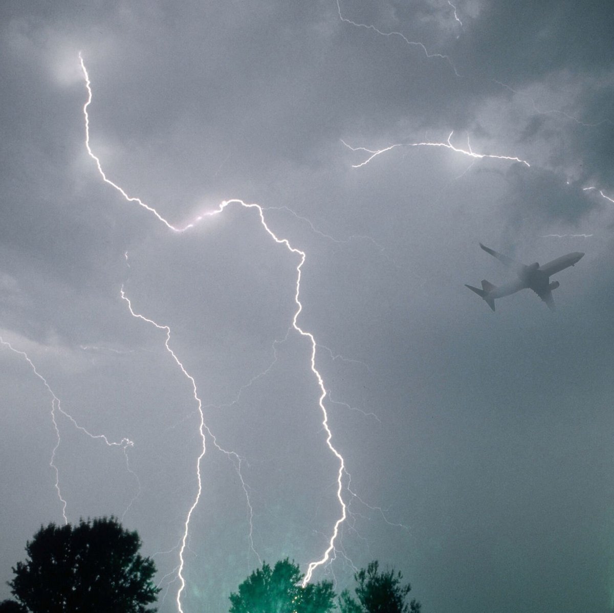 Гроза молния