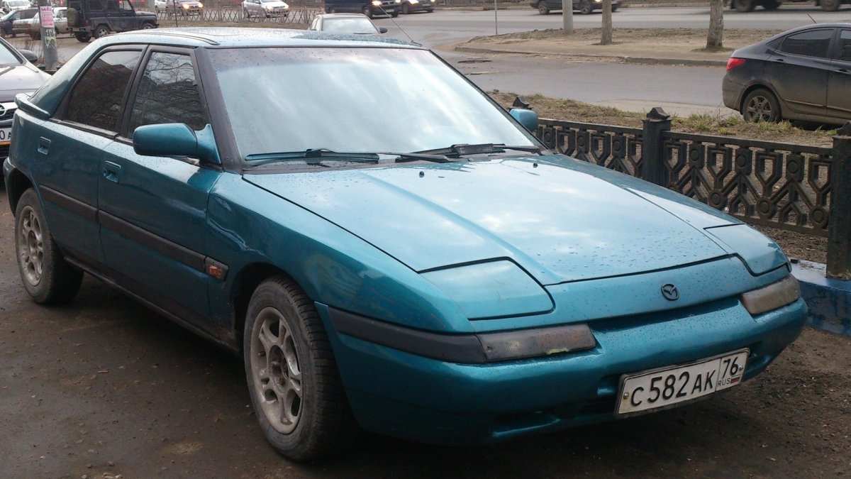 Мазда 323f слепая