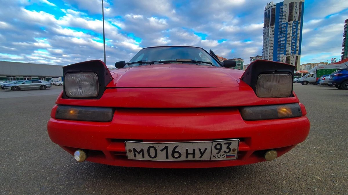 Мазда 323 слепыш