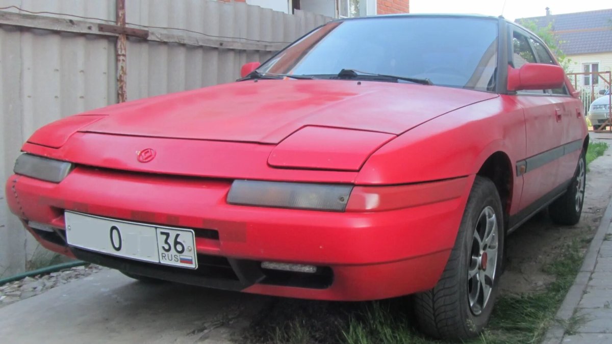 Мазда 323ф слепая