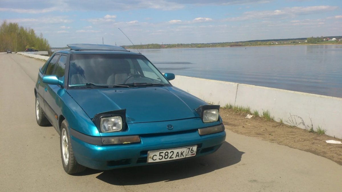 Mazda 323 bg слепая