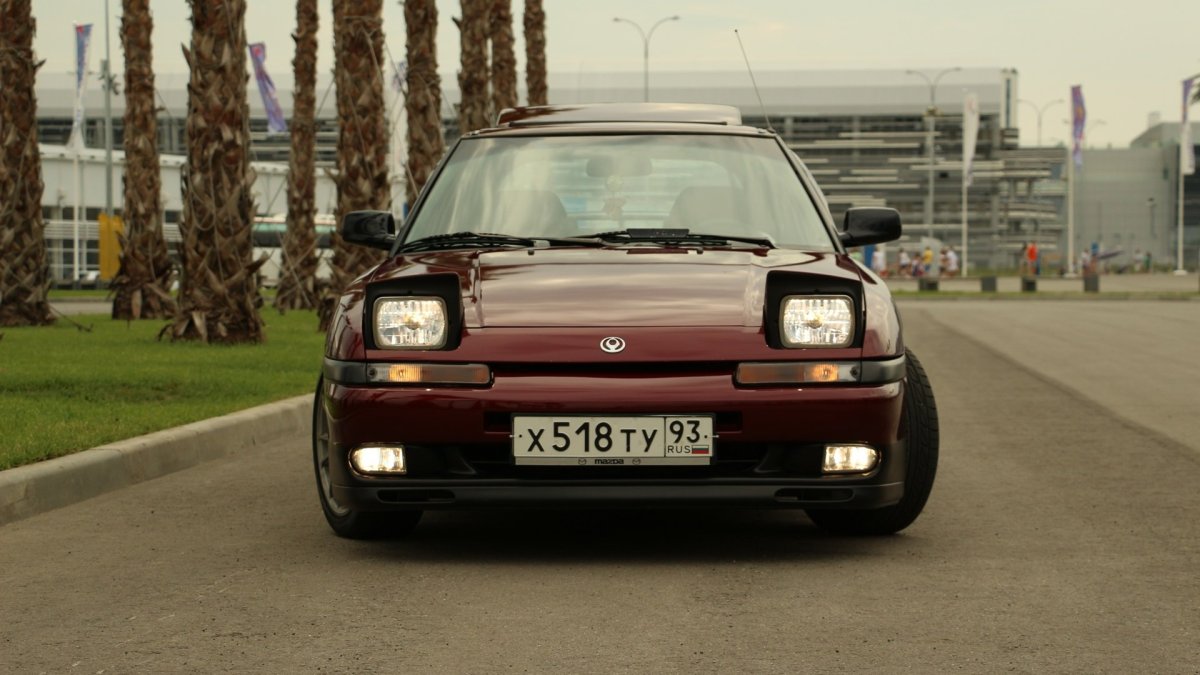 Mazda 323 слепыш