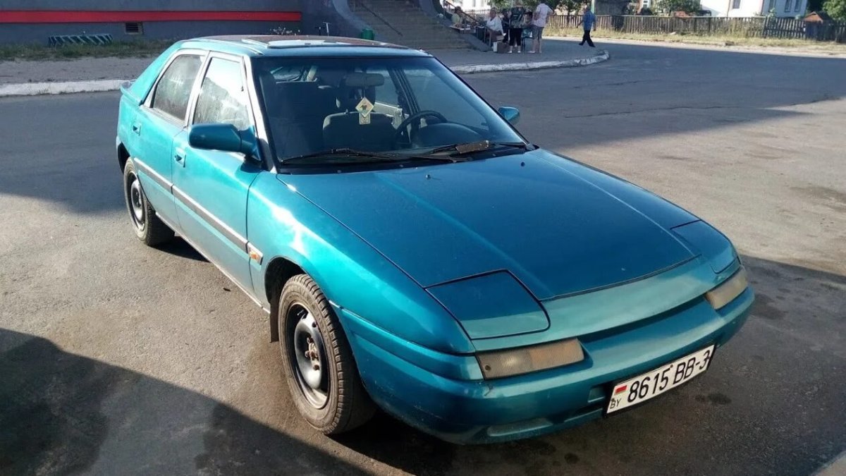 Mazda 323 1991