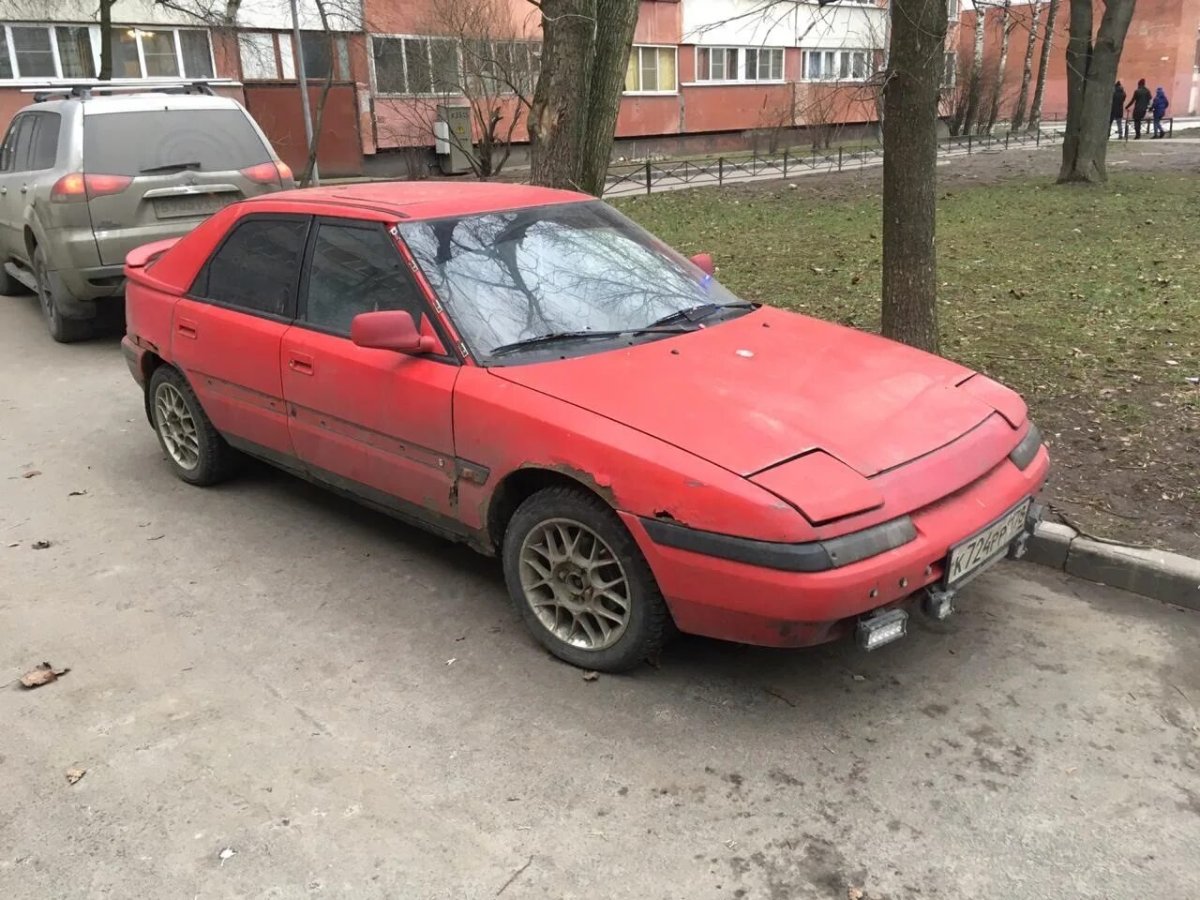 Мазда 323ф 1990