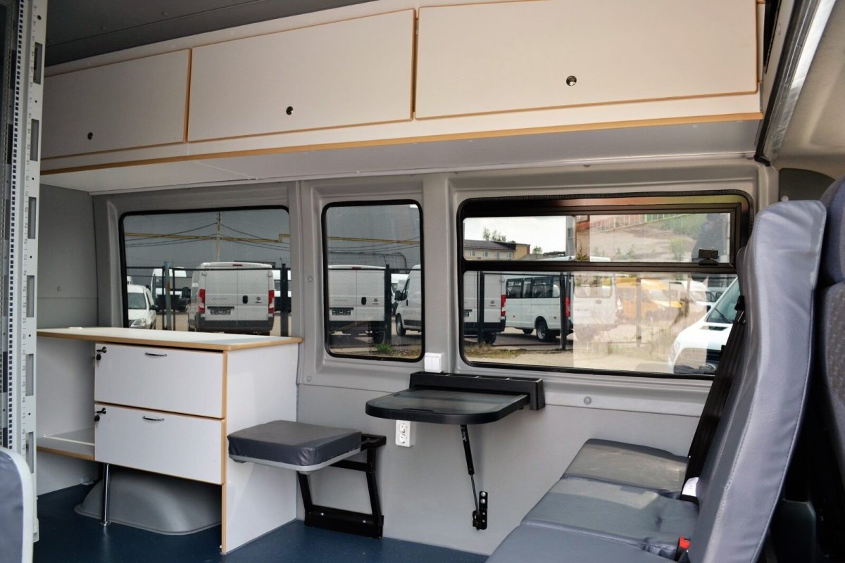 Газель мобильный офис