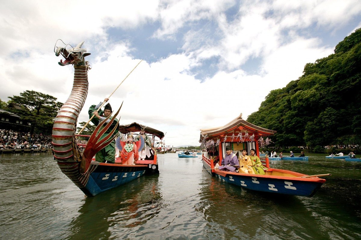 Японский лоток