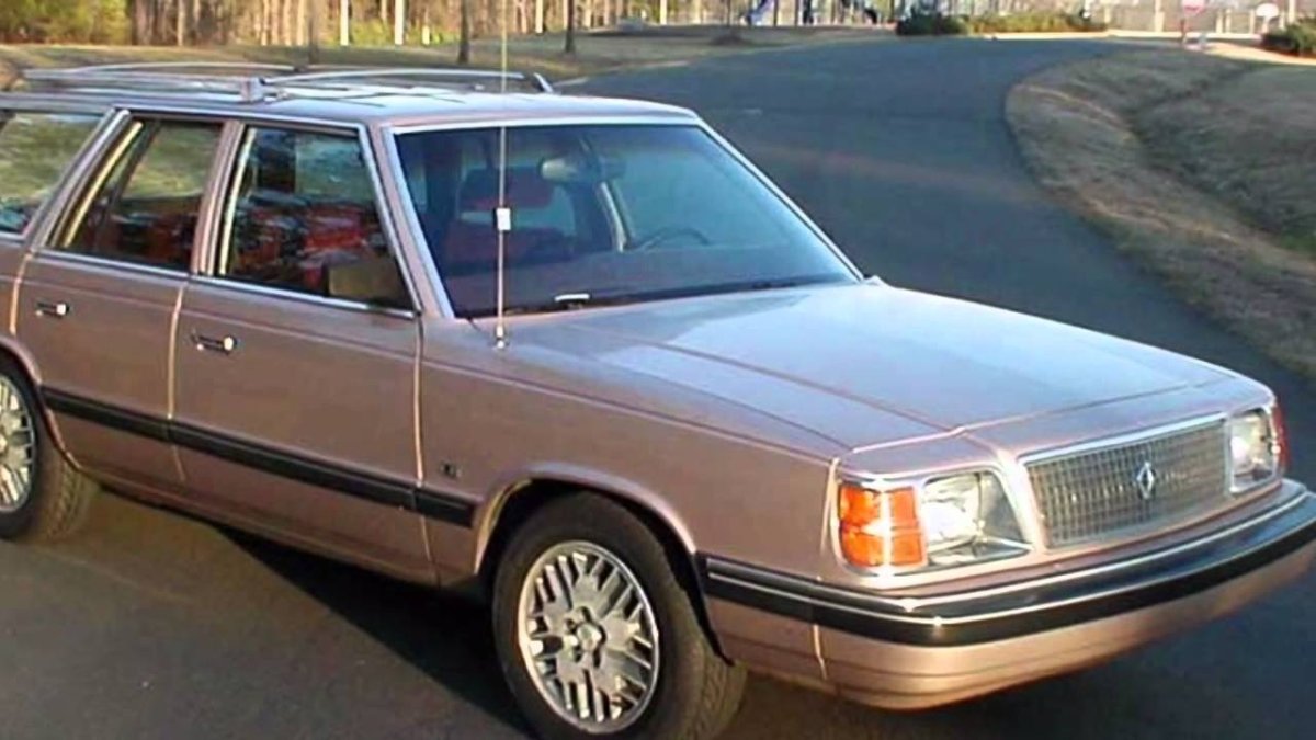 Крайслер Рилайент