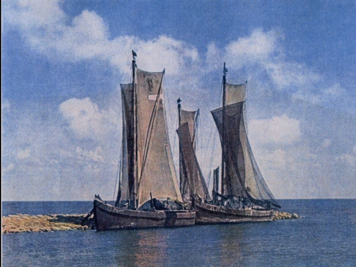 "Куренас" Рыбацкая лодка Куршского залива