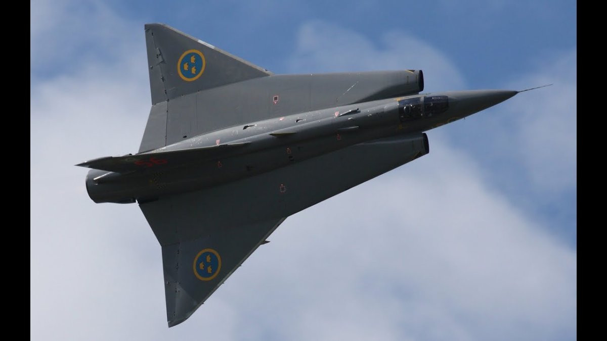 Шведский истребитель j35a