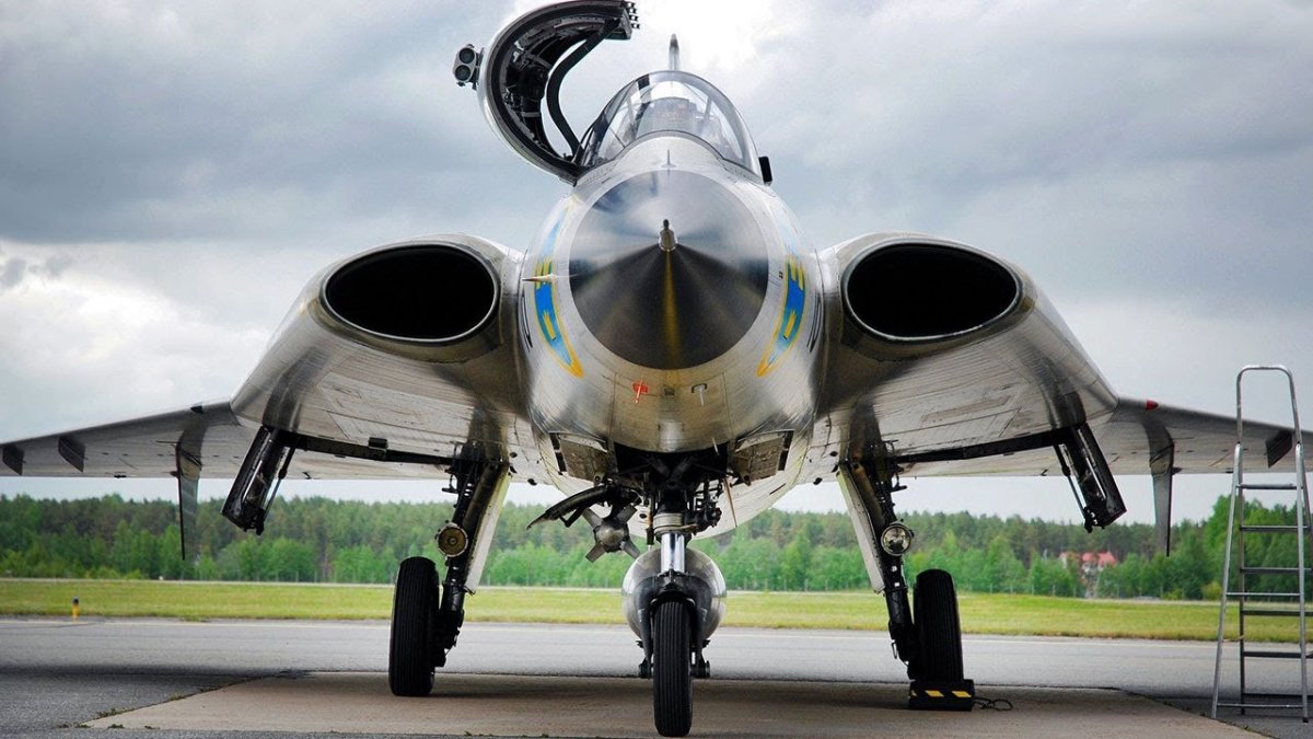 Самолет Сааб Дракен