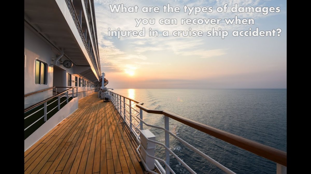 Палуба круизного лайнера