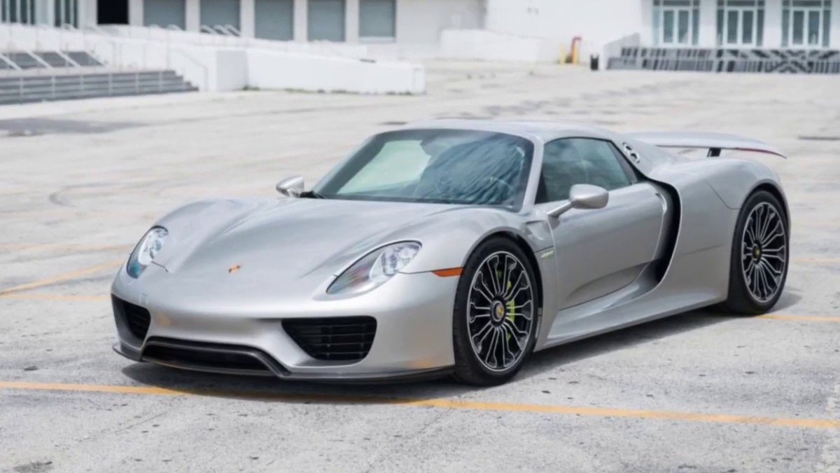 Porshe 918 Spyder