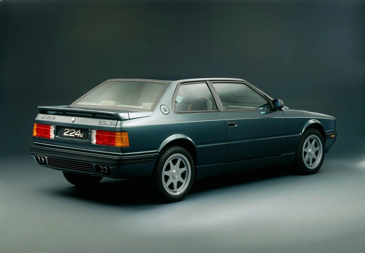 Мазерати битурбо