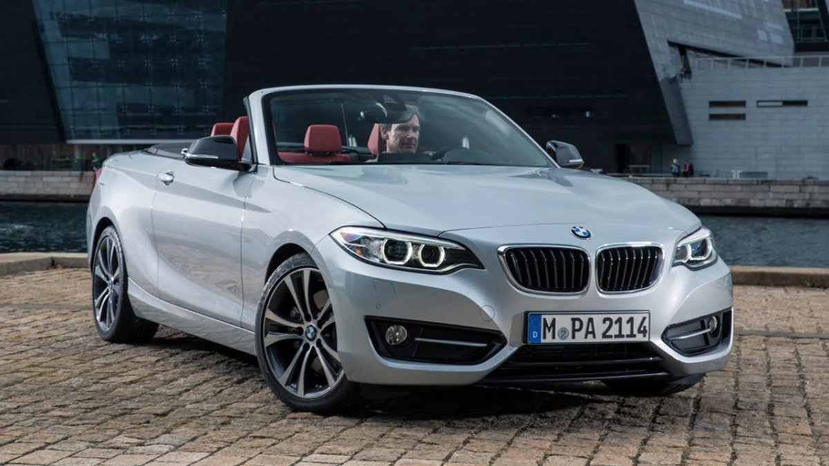 BMW 228i