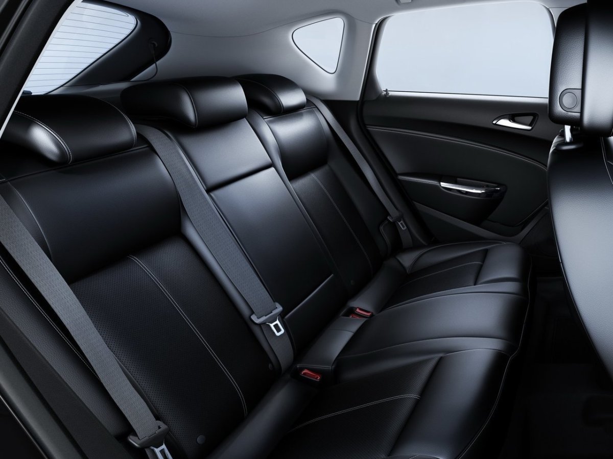 Опель Астра j 2012 хэтчбек салон