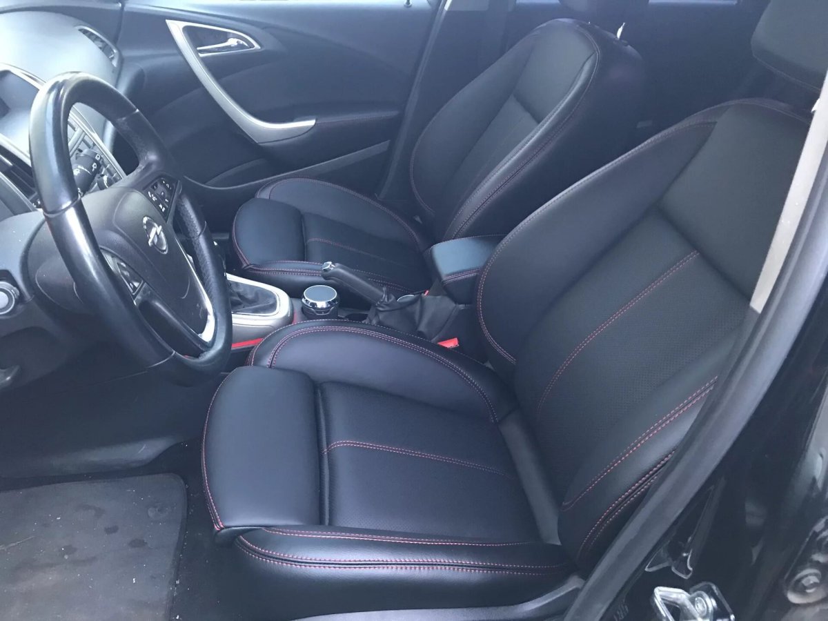 Сиденья Opel Astra j